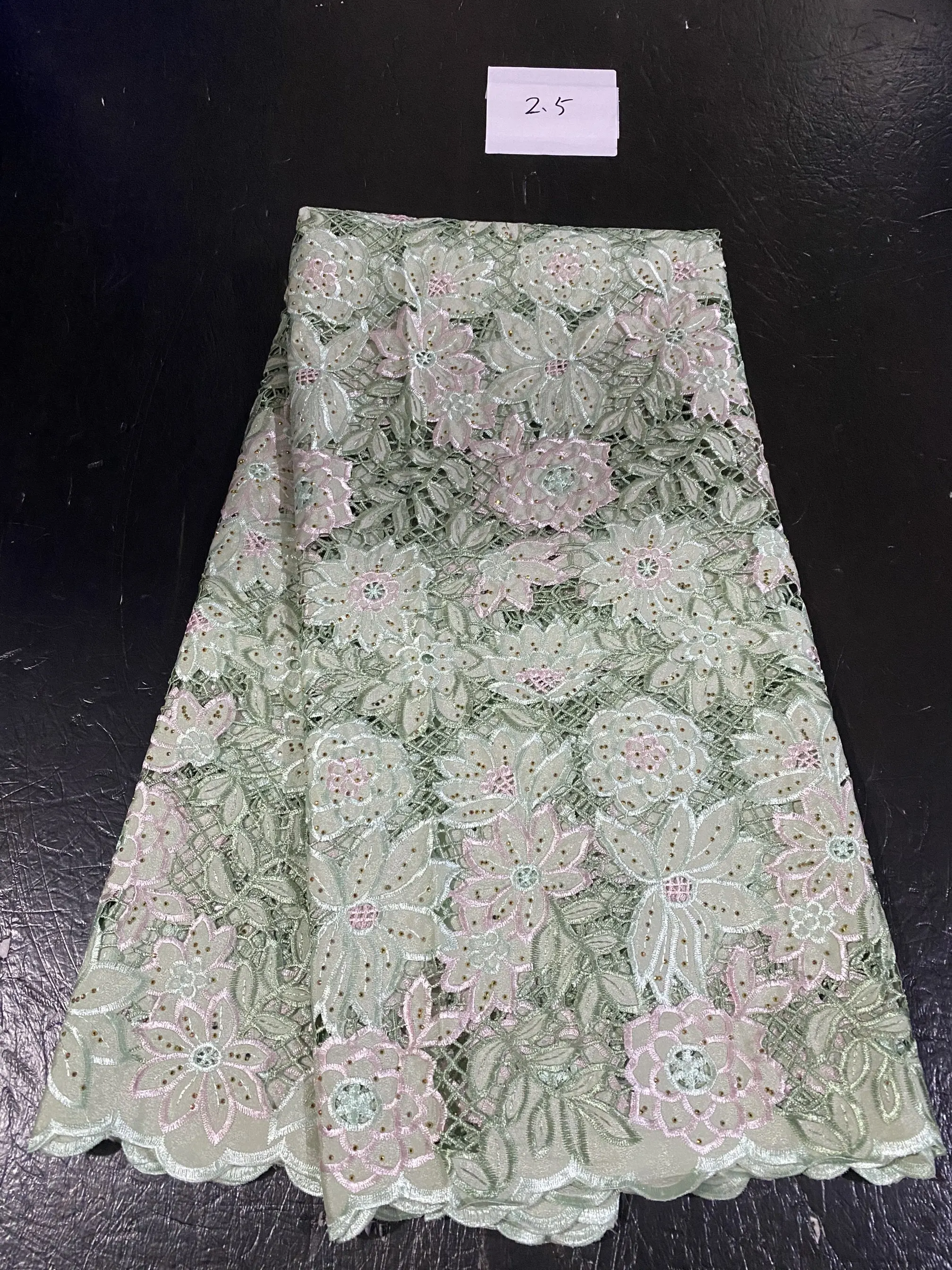 Neuer nigerianischer Tüll-Spit – Embroidery Net Fabric Bewertung und Preis