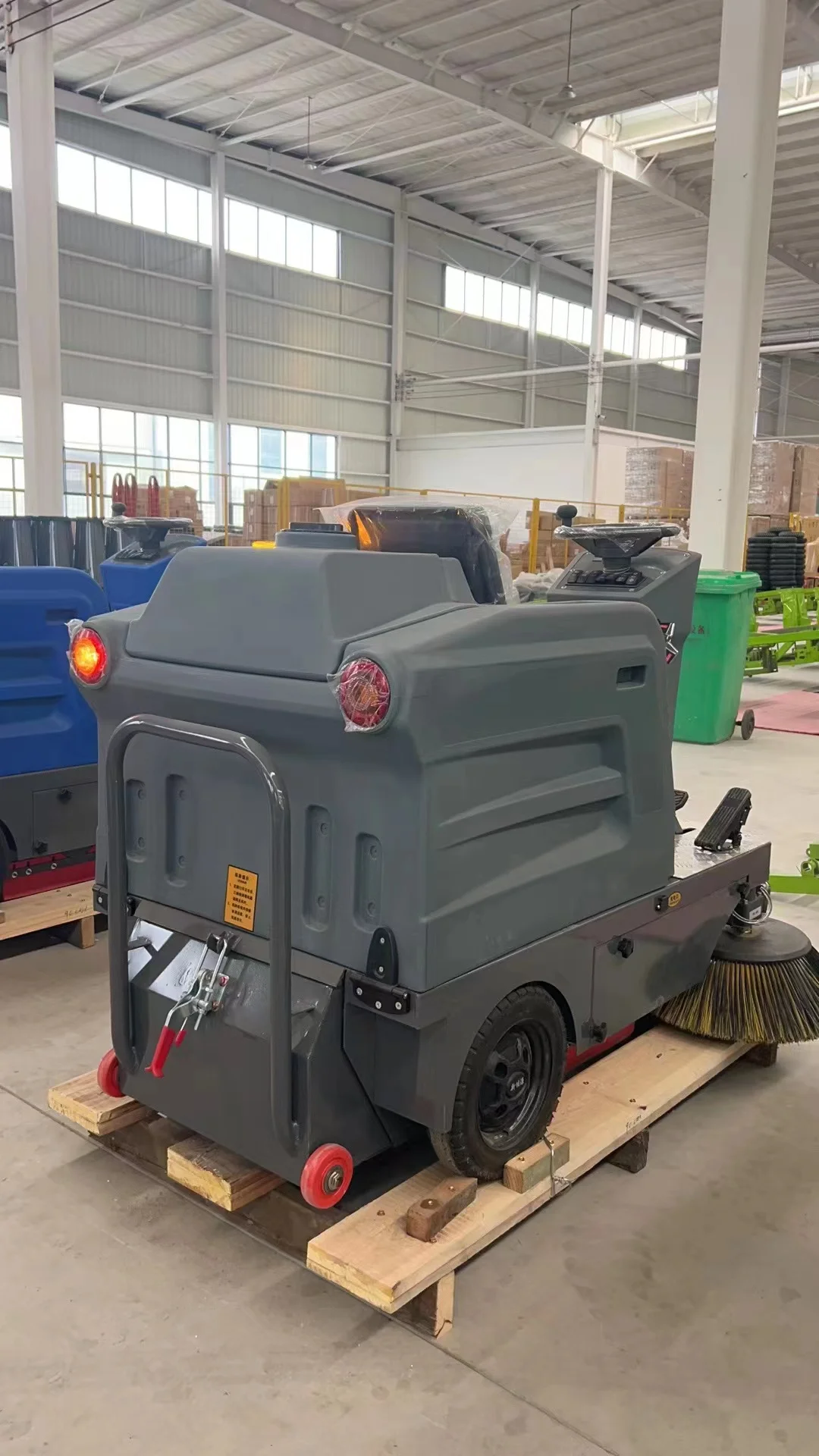 1260 Spazzatrice da corsa