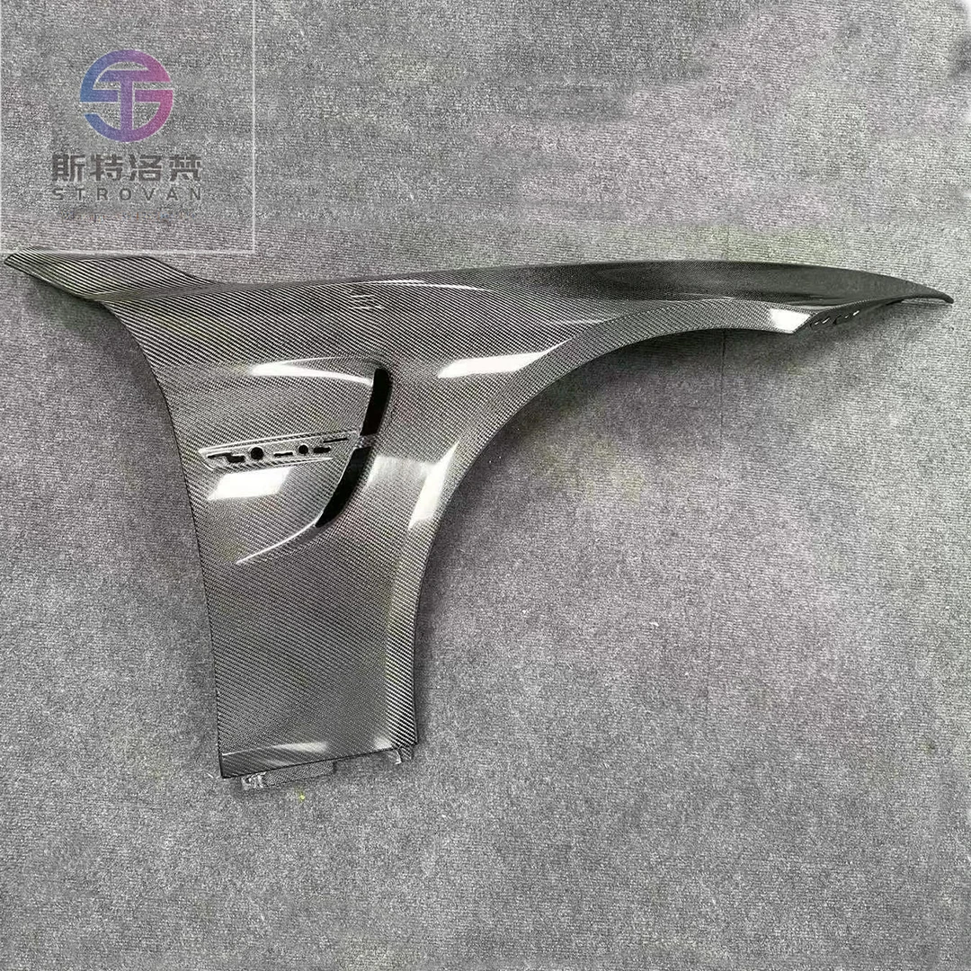 

OEM Style F82 M4 Carbon Fiber Fender for M4