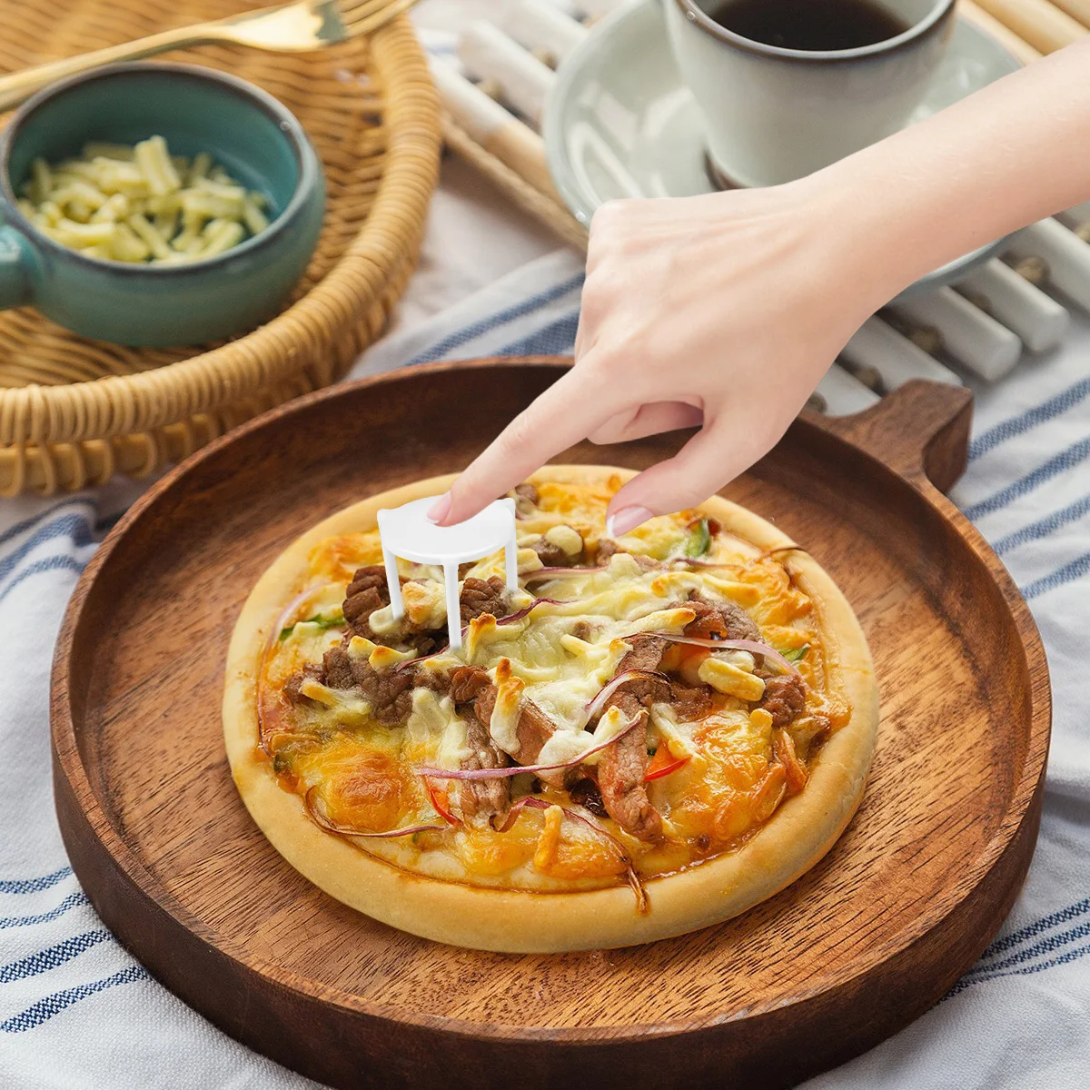 

100pcs Pizza Stand Tripod Saver Holder Container PP Stands Serving Stackable Reinforces Strength For Baking Pan