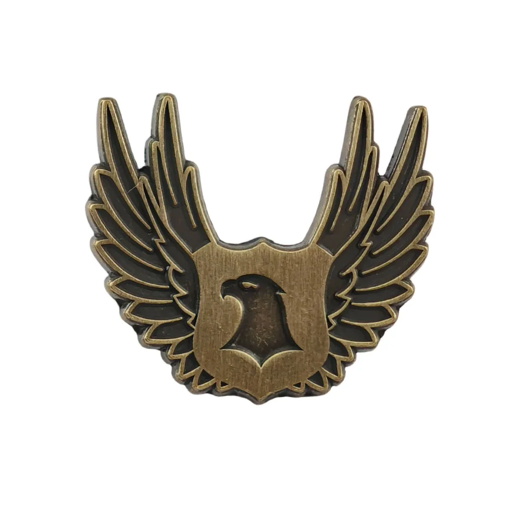 Escape From Tarkov Metal Brooch Eagle Shield Badge Killa Boss Symbol Pin Game Fans Cosplay Costume Tactical Jacket Bag Charm Gif
