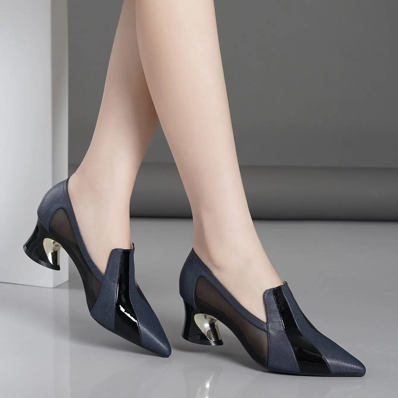 Stitching fashion high heel shoes with shallow mouth and pointed head