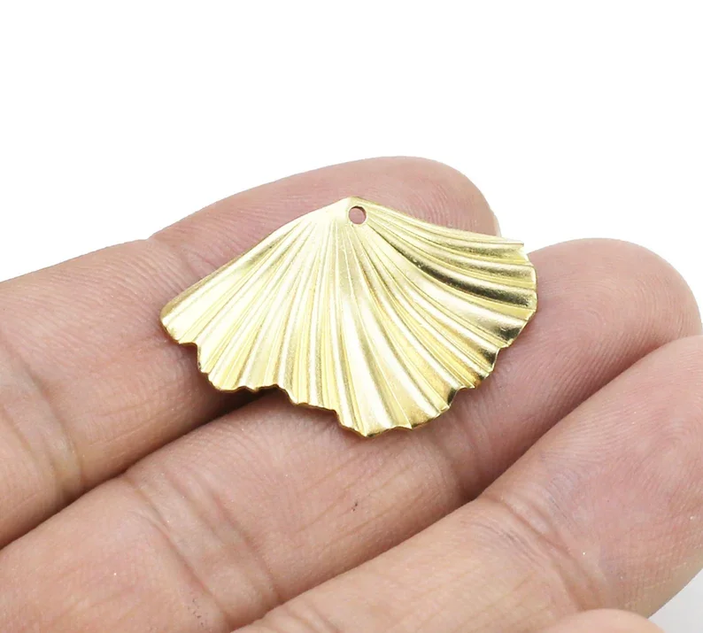 20pcs Textured Leaf Pendant, Brass Shell Earring Charms, Jewelry Making, Earring Findings, Necklace Pendant, 31x20.7mm - R2736