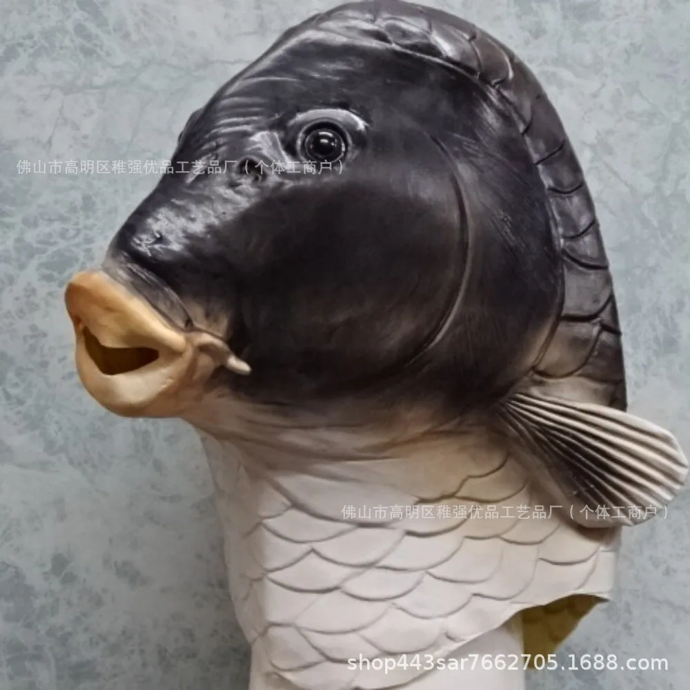 

2025 Halloween Funny Goldfish Head Mask Internet celebrity Fish Head Monster Hood Tricky Props Animal Theme Party Decoration