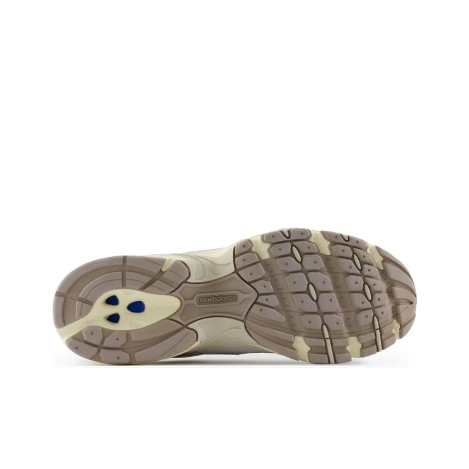 New Balance NB 530 - حذاء مريح، متعدد الاستخدامات، متين، متوسط القطع، للأب، لون أبيض ورمادي.