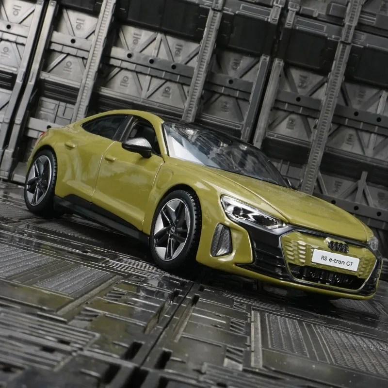مجموعة زينة نموذج سيارة من السبائك Maisto 1:25 Audi RS e-tron GT 2022، يمكن فتح الباب، هدية سيارة لعبة للأولاد #5