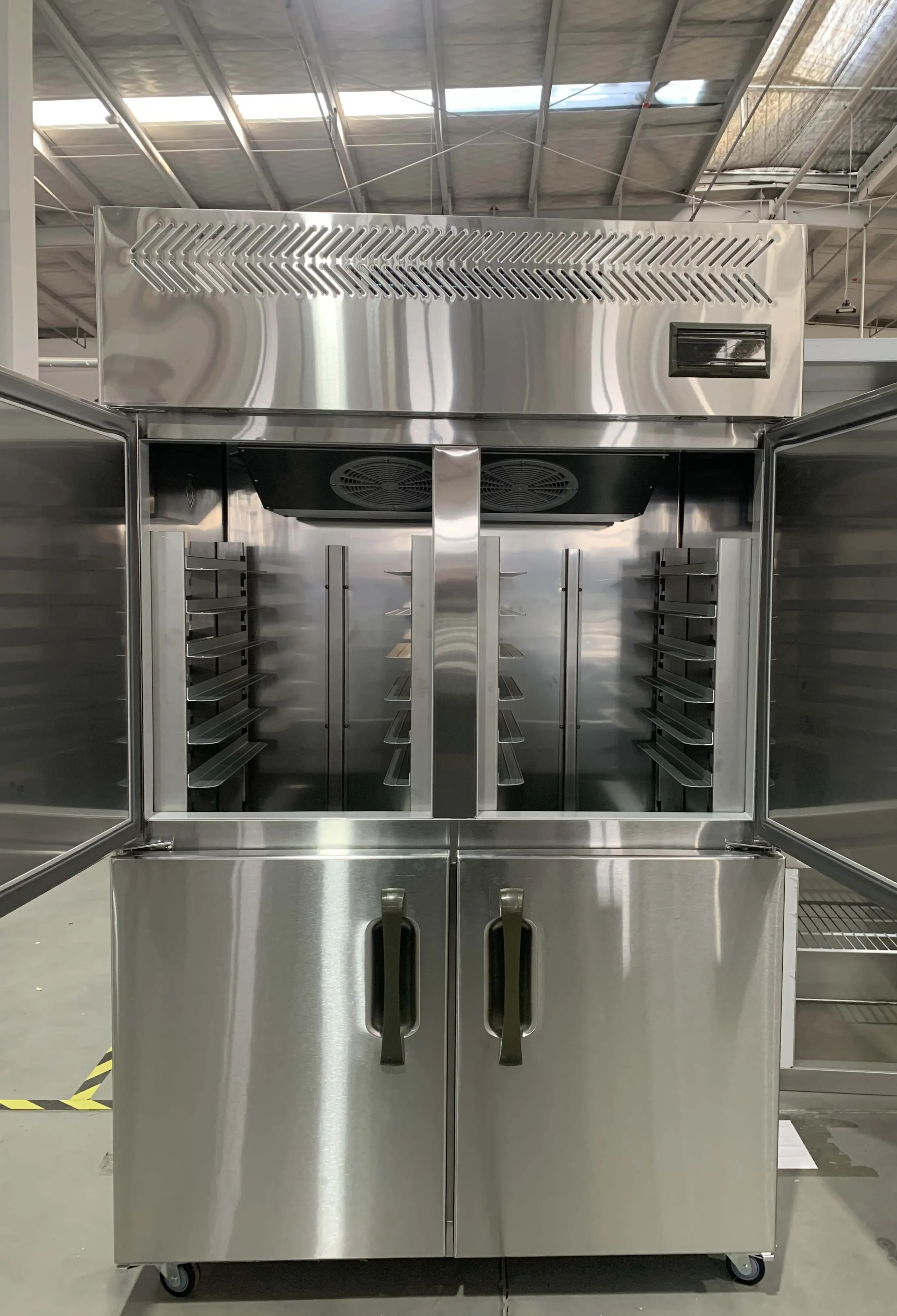 

Two French Glass Door Fridge Vegetables Fruit Used Supermarket Customizable Air Cooler Upright Display Refrigerator