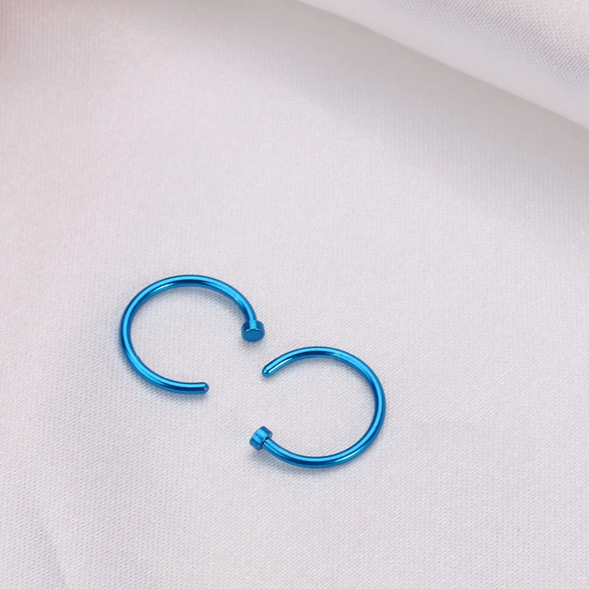 2 قطعة التيتانيوم الصلب الأنف الدائري 8 مللي متر C-شكل المفتوحة هوب الجراحية الصف عالية البولندية لارتداء اليومي للجنسين الأنف ثقب المجوهرات #5