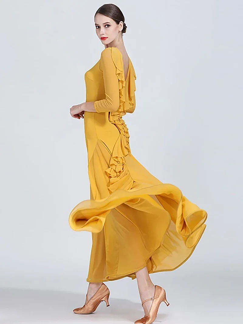 Abito da ballo da sala da ballo per competizione nazionale senza schienale con volant in rete Abiti da sera femminili Abito da ballo per donna adulta