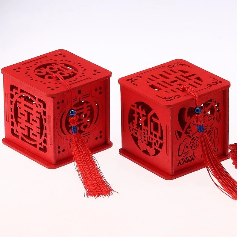 

200pcs Wood Chinese Double Happiness Wedding Favor Boxes Candy Box Chinese Red Classical Sugar Case With Tassel ni06