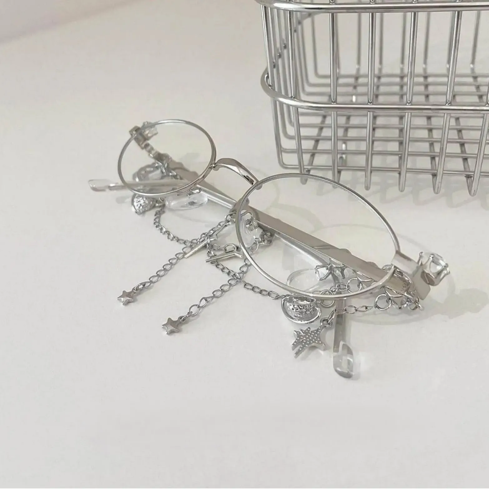 Lolita Eyeglasses Sweet Cool Spicy Girl With Chain Star Diamond Small Frame Elliptical Glasses COS Eyewear Cosplay Accessories 4