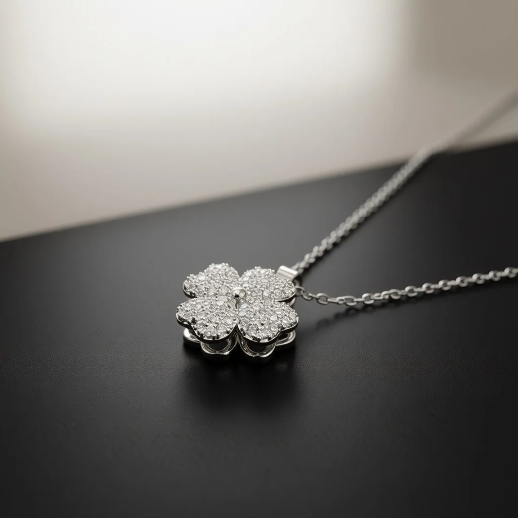 Elegant Rotatable Clover Flower Necklace Full Paved Zircon Petals Central Bead Classic Fashion Jewelry Ornament Gift For Women