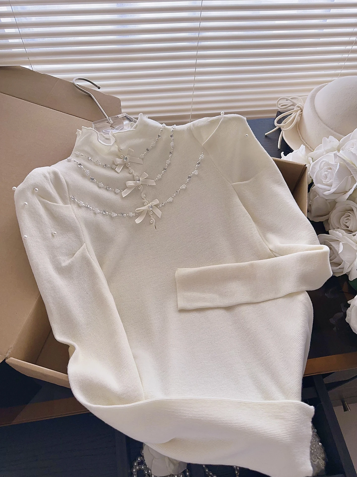 

Корейский вязаный топ ручной работы с бисером и узлами, с высоким воротником, длинными рукавами, зимний модный женский топ