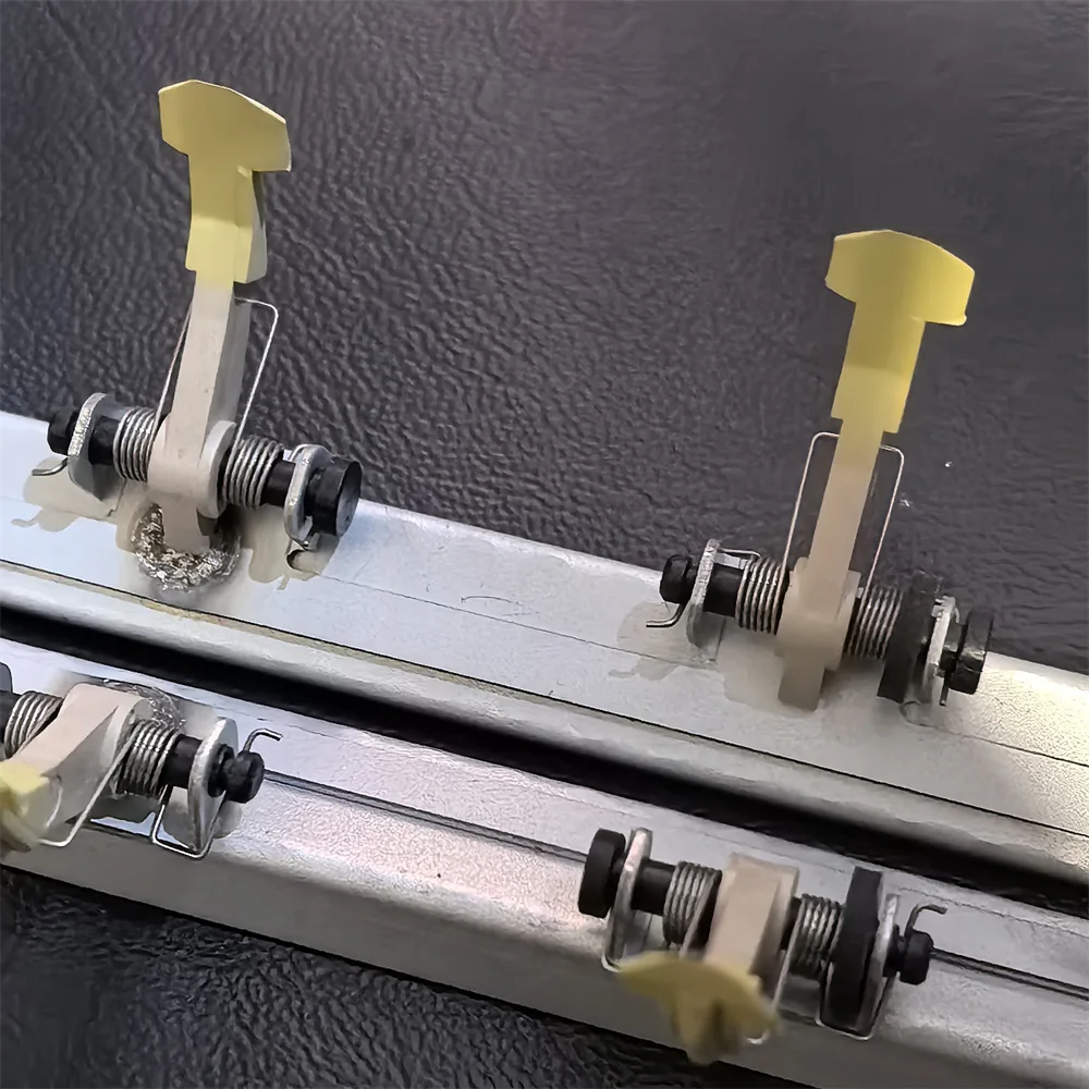 

1шт. Верхний сборщик пальца фьюзера 018K96753 для Xerox DC4110 4110 1100 DC900 4112 4127 900 4595 Разделительный кронштейн с когтями