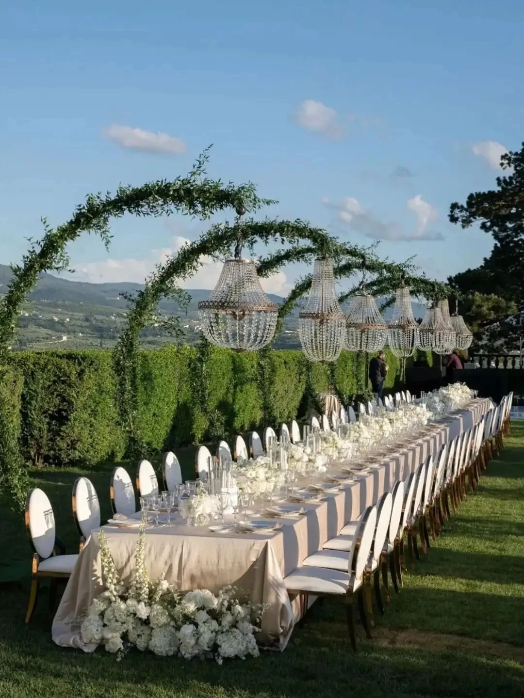 2 Stück 7,9 Fuß Goldener Hochzeitsbogen Metallständer Luxuriöser Kronleuchter-Hintergrundrahmen für Gang, Bühne, Event, Party, Blumendekoration – Detail 4