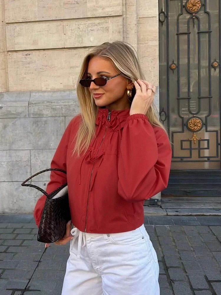 

Женская осенняя легкая ветровка с капюшоном, длинными рукавами, молнией, утягивающим шнурком на талии, укороченная, свободного кроя, повседневная, уличная куртка