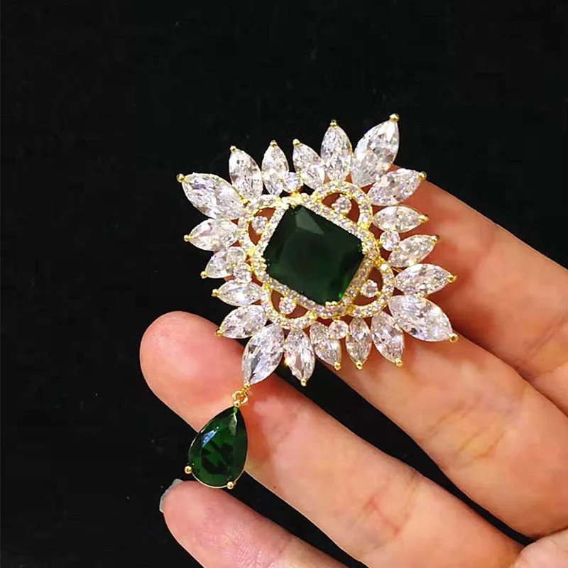 Vintage Broque Crystal Luxury Pendant Brooches Pins For Women Retro Palace Classic Jewelry Suit Clothing Exaggerated Brooch Pin