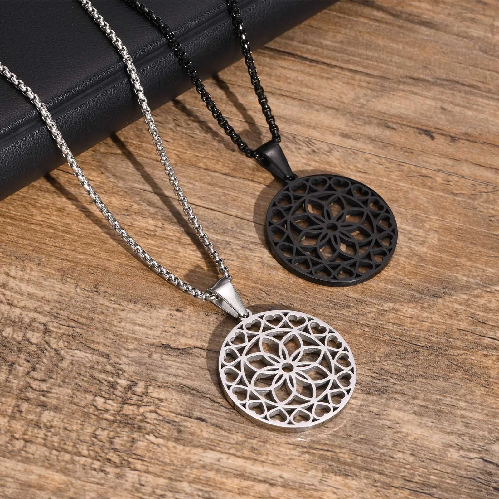 The Flowers Of Life Will Always Bloom, Men's Geometry Heart Pendant Necklaces, Stainless Steel Hollow Pendants Jewelry To Gift