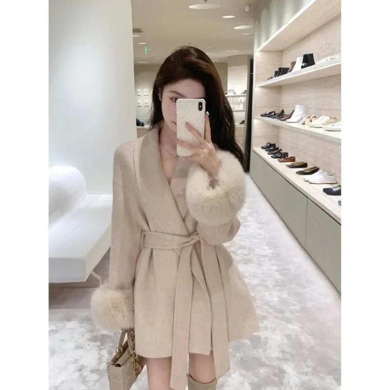 Temperament Celebrity V-neck Woolen Coat Women Plush Patchwork Lace Up Solid Loose Autumn Fashion Female Chic Warm Lady Jackets