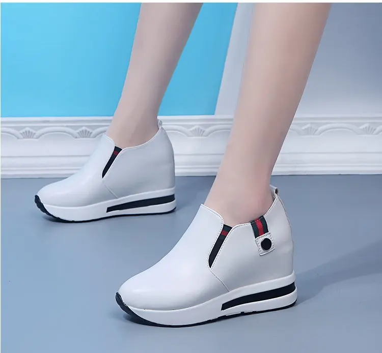 Fashion Shoes Woman Sneakers Spring Autumn Women Pu Flat Thick Bottom Shoes Slip on Boots Casual Platform Increase Within Shoes