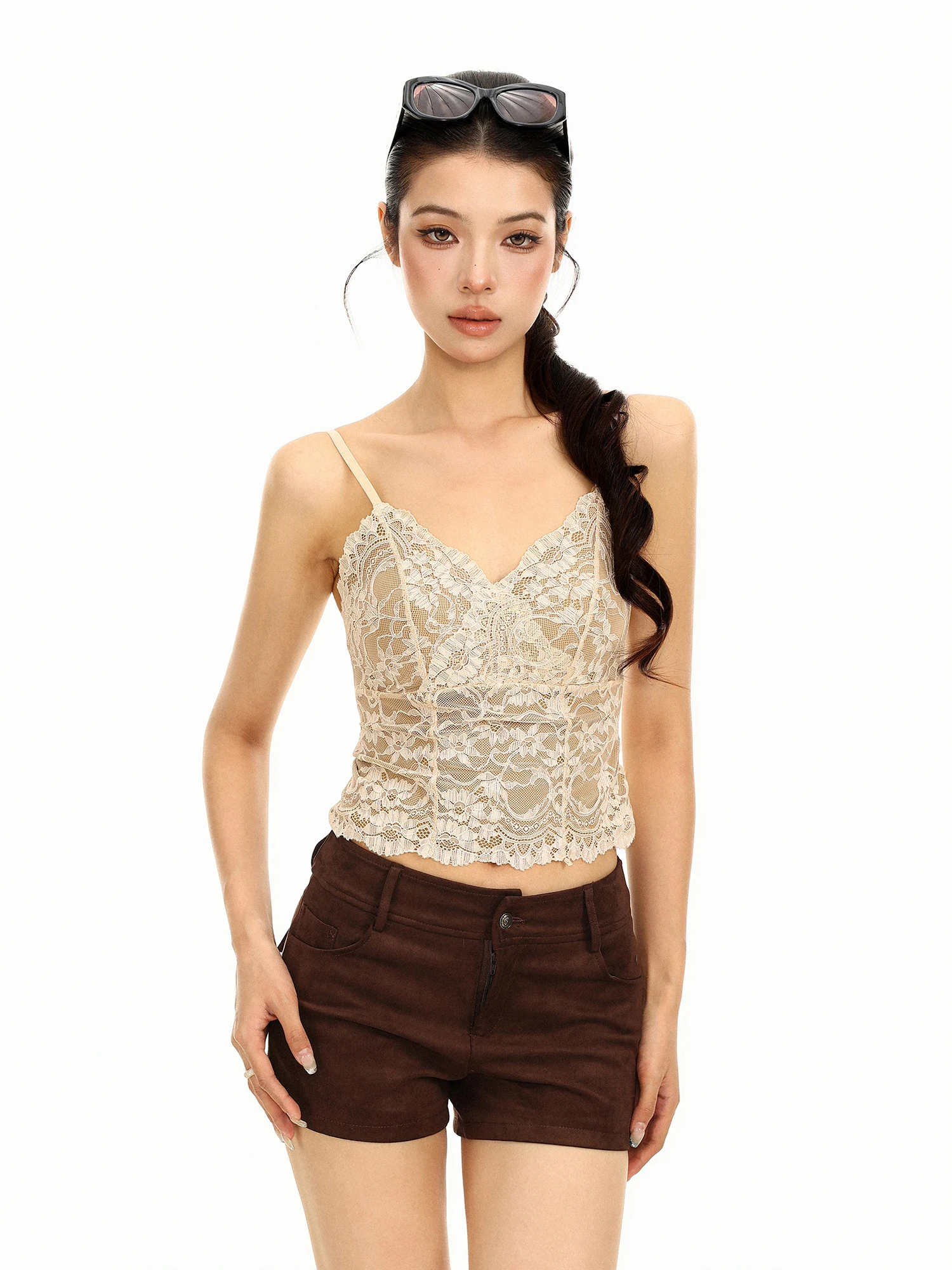 Biggold Lace Trim Camisole Tank Top Women's Short Sleeve Slim Fit Inner Wear with Chest Pad V-neck Daily Wear Elastic Close Fit