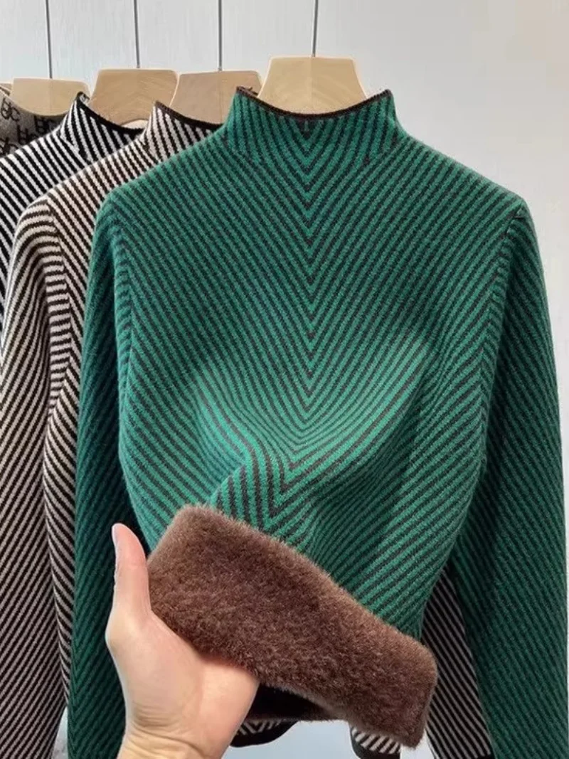 

Women's Velvet Striped Sweater, Soft Plush Turtleneck Top, Warm Short Knit for Autumn and Winter Pullover Shirt w1384