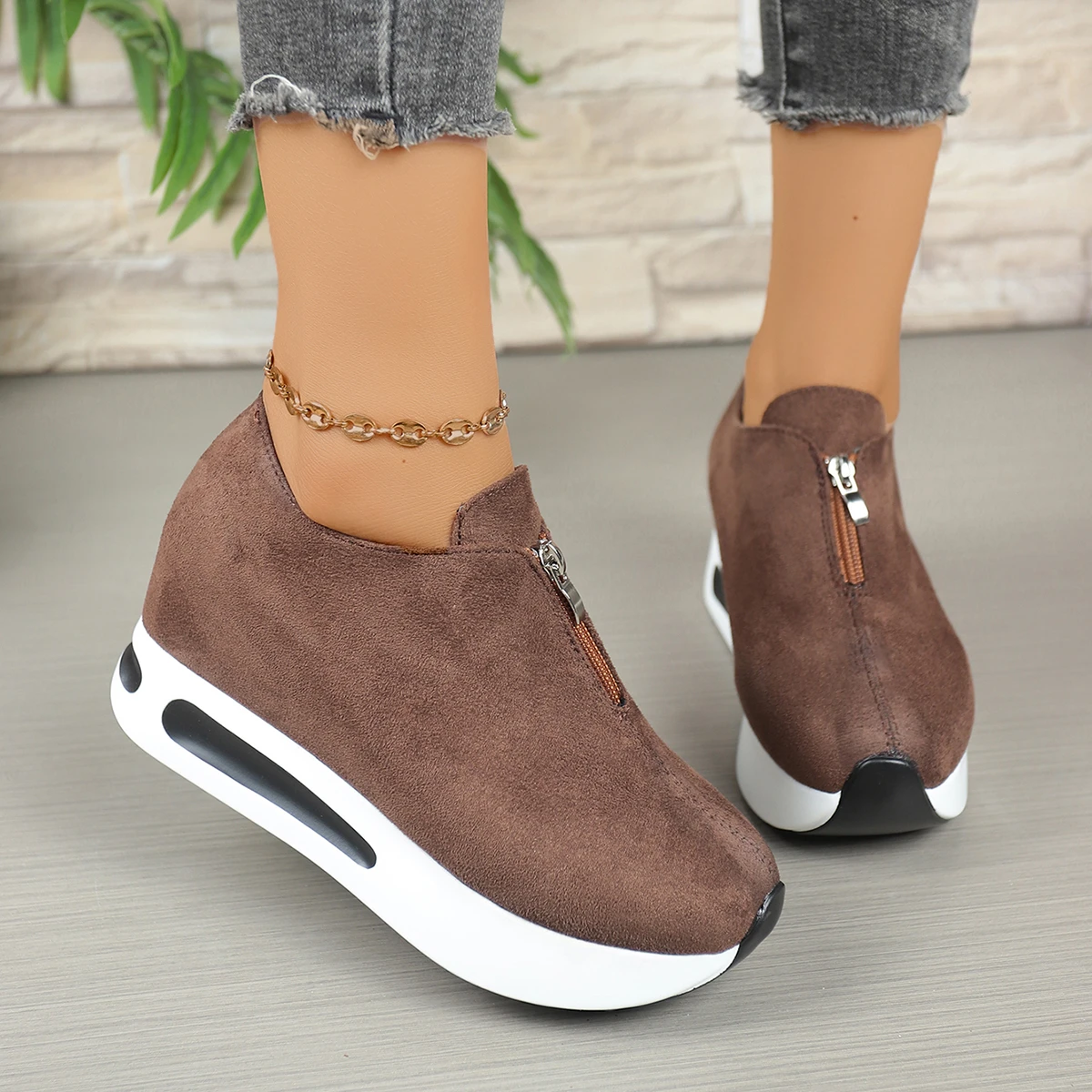 Damen-Sneaker mit Frontreißverschluss und verstecktem Keilabsatz, Wildleder-Plattform, höhenvergrößernde Freizeitschuhe, Damen-Slipper mit dicker Sohle zum Gehen. – Detail 15