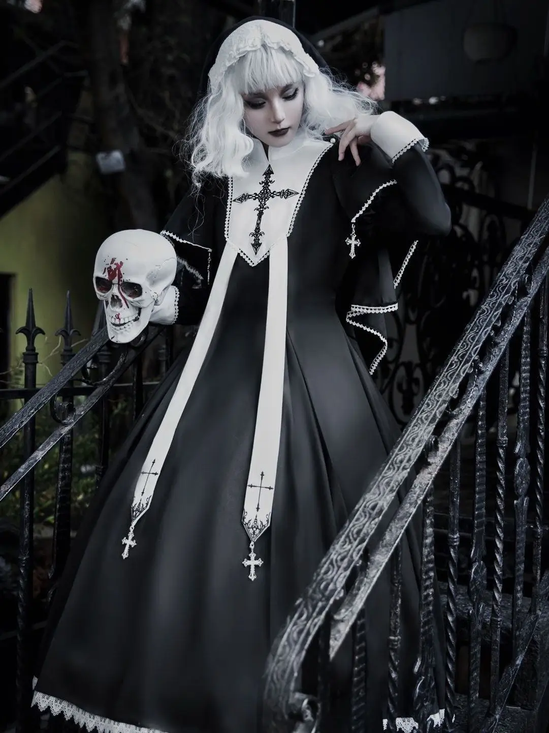 【 Convent 】 Nun Diablo Department Goth Witch Crucifix Lace Long Sleeve Lolita Cosplay Dress Cloak Halloween