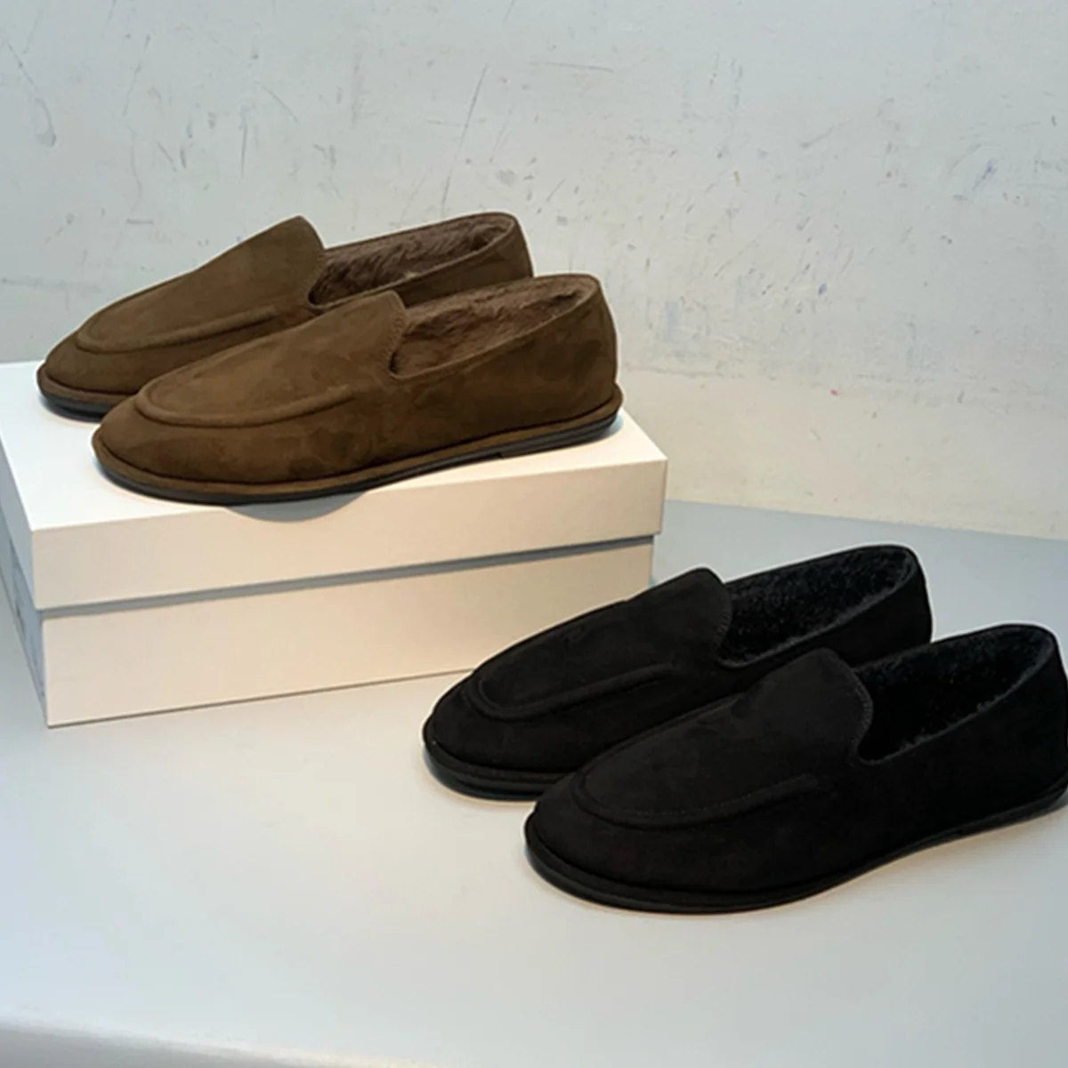 

Withered Nordic Minimalist Suede Wool Flat Shoes Women Slip-On Loafers Women Winter Shoes