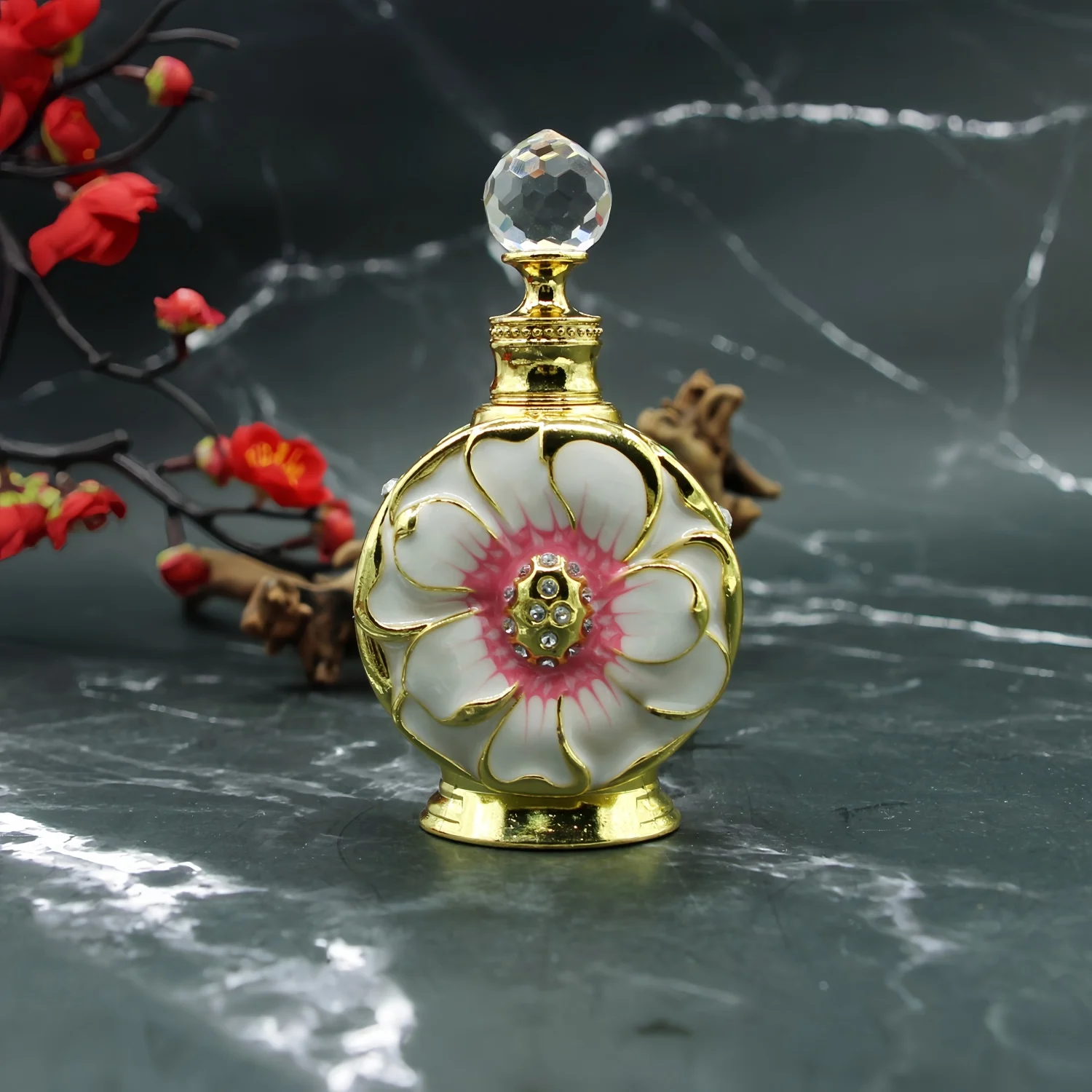 

12ml Swiss Arabian Luxury Products Dubai Long Lasting And Addictive Personal Perfume Oil Fragrance A Seductive Signature Aroma