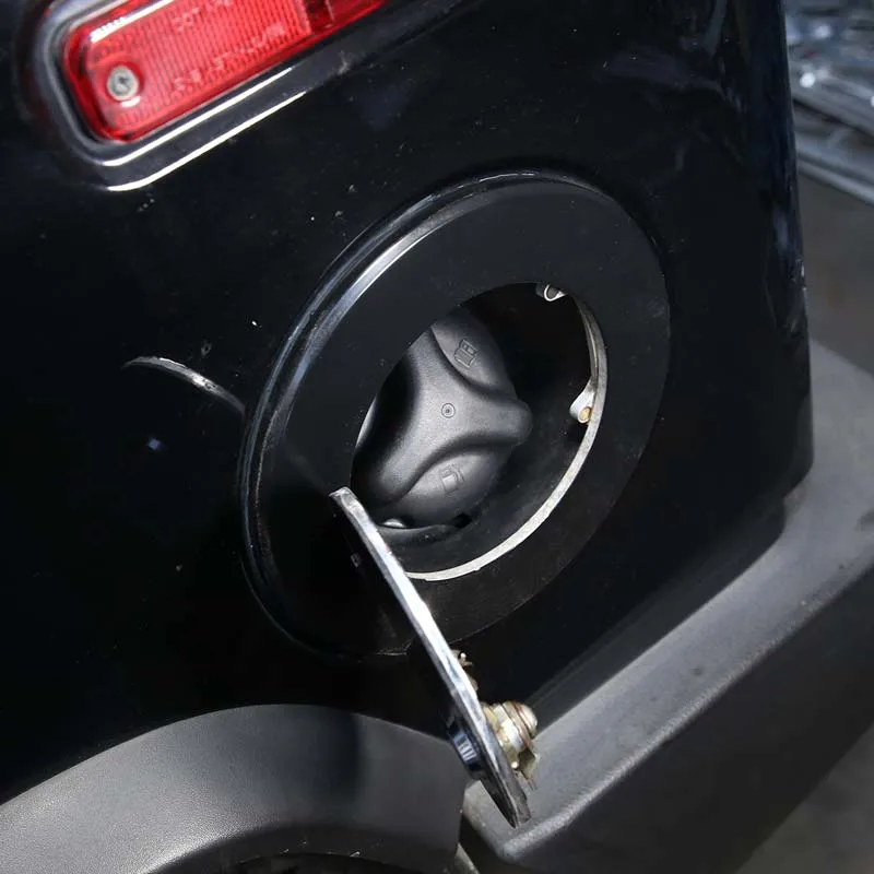 For Hummer H2 H3 H3T 2004 2005 2006 2007 2008 2009 2010 Car Gas Fuel Tank Cap ABS Fuel cap protection accessories 1 Pcs