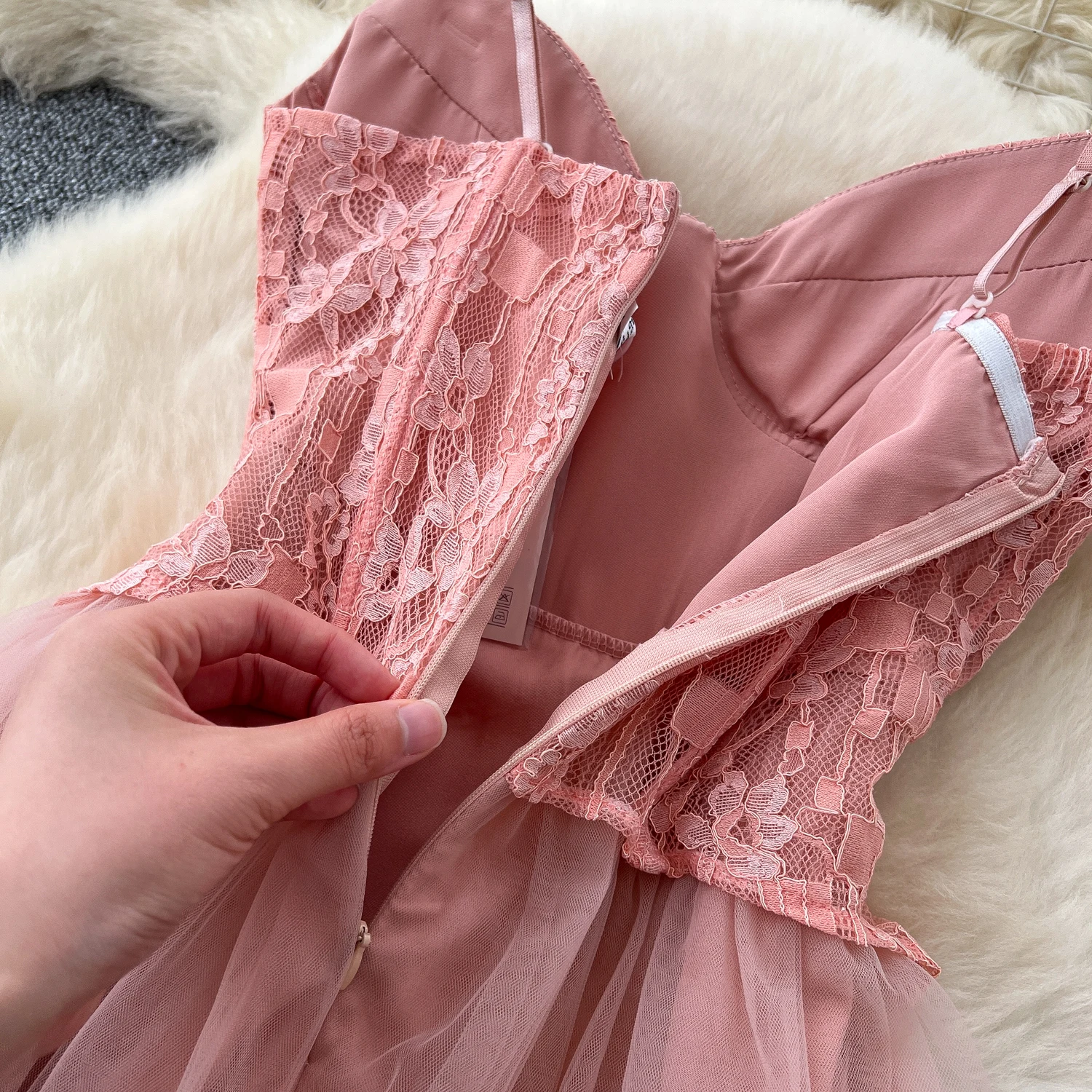 シックなヴィンテージノースリーブメッシュエレガントな妖精韓国ファッション自由奔放に生きるサンドレス女性服ロングドレス