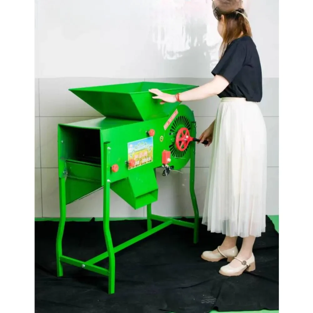 Agricultural cleaning and screening winnowing machine - Image 2