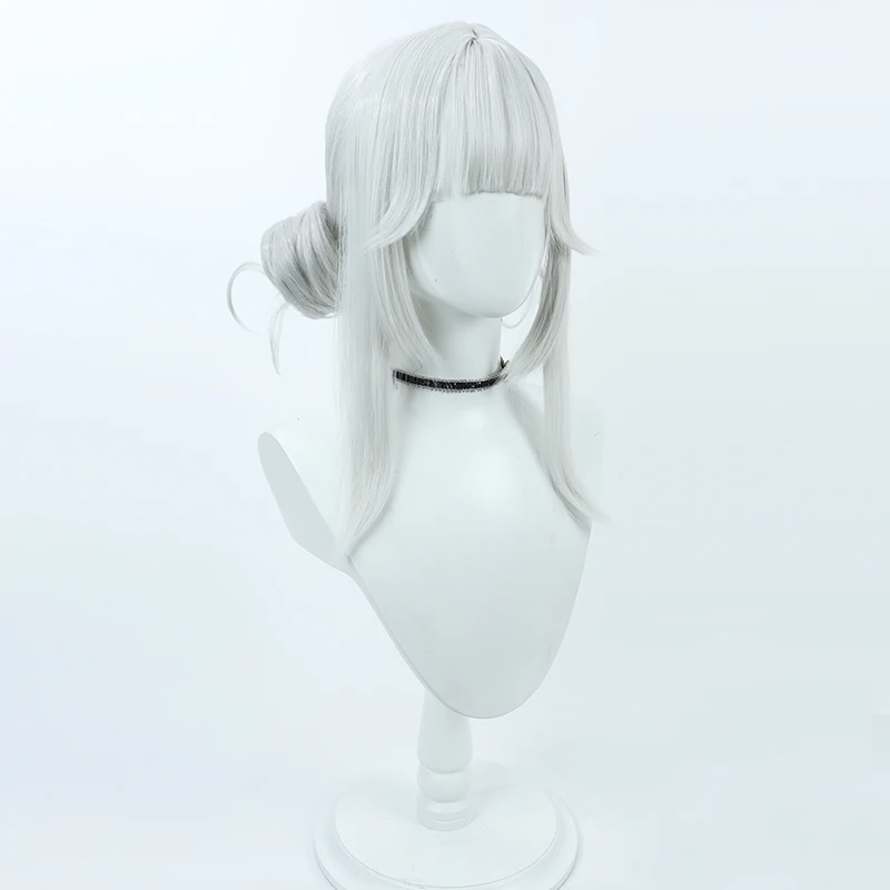 Synthetisches Haarspiel NIKKE Die Siegesgöttin Blanc Cosplay Perücke 60 cm Splitterweiße Farbe Perücken Hitzebeständige Perücke