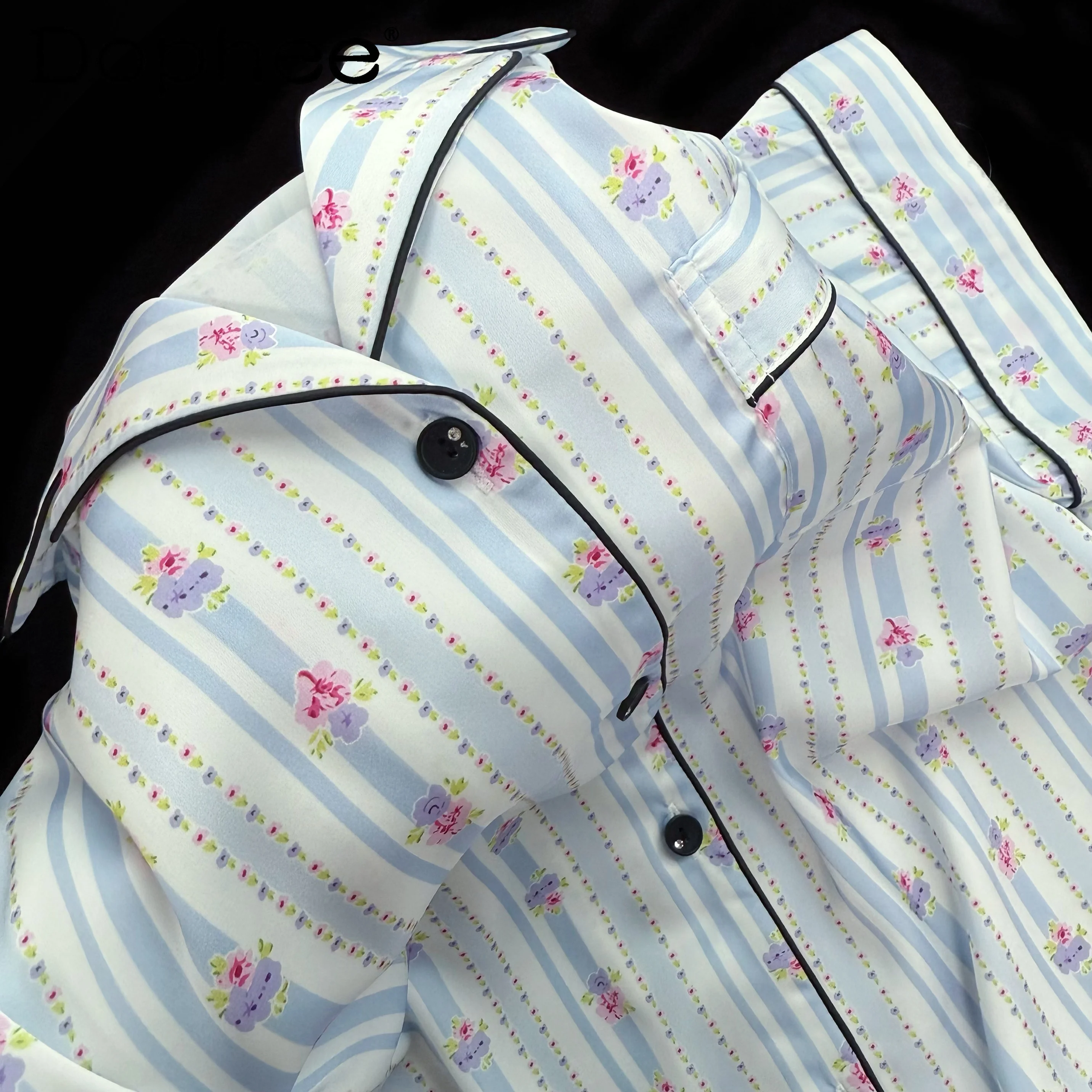 Japanese Ins Soft Sister Floral Short-sleeved Ice Silk Pajamas Women's Summer Thin 2025 New Cool and Breathable Loungewear