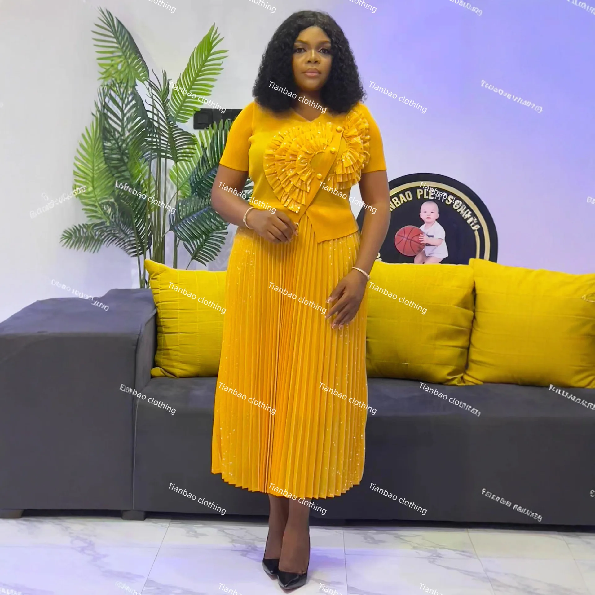 مياكي بالجملة خريف 2025 فستان جديد برونزي مكرنك يدويًا بأكمام قصيرة فستان نسائي كبير فضفاض متوسط وطويل #2