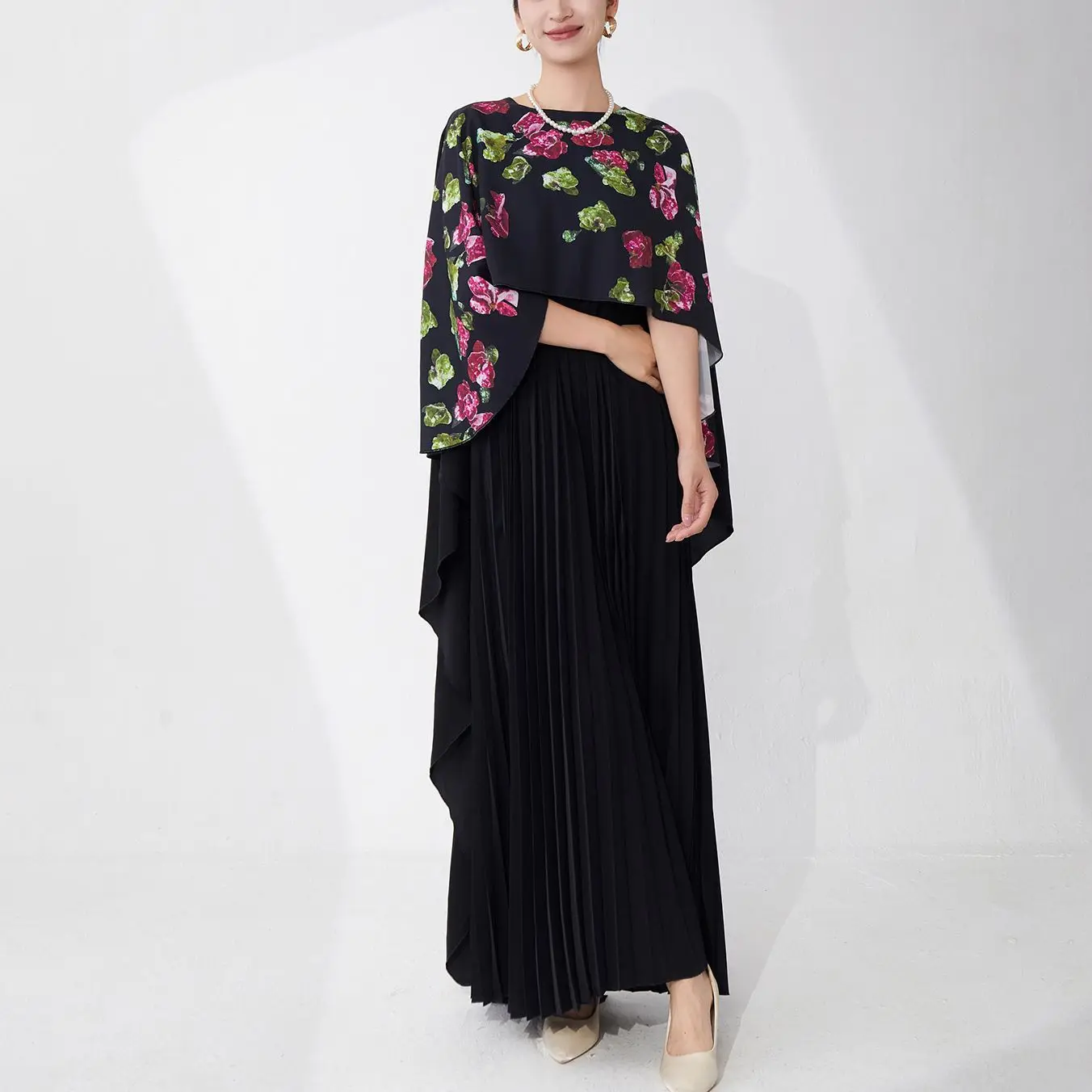 Fashionable Foreign Explosion Pleated Dress 2025 Summer New Muslim Gown Printed Splicing Design Women Long Dresses