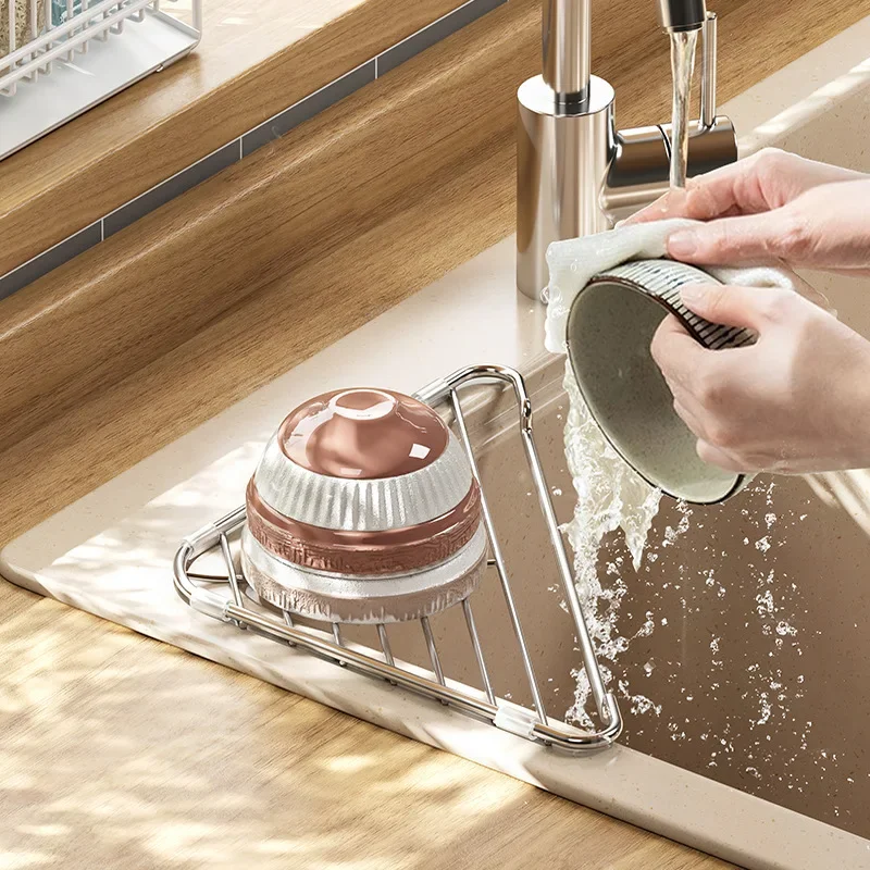 Escurridor de platos triangular de acero inoxidable, escurridor de platos para fregadero, esquinero de almacenamiento de cocina, soporte de esponja para taza de lavado de baño