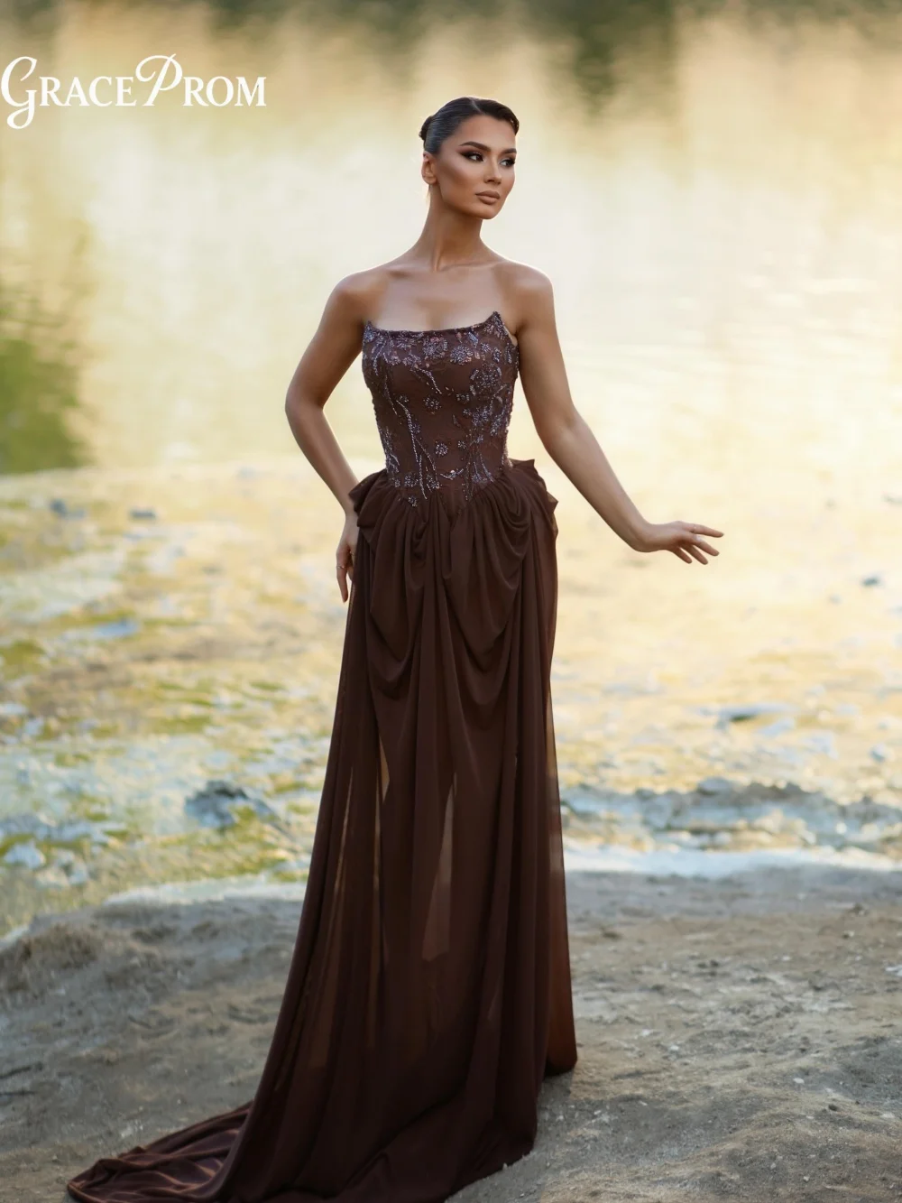 

Exquisite Chocolate Brown Strapless Party Dress Silver Bodice Draped Flowing Chiffon Evening Gown Wedding Guests فساتين سهرة