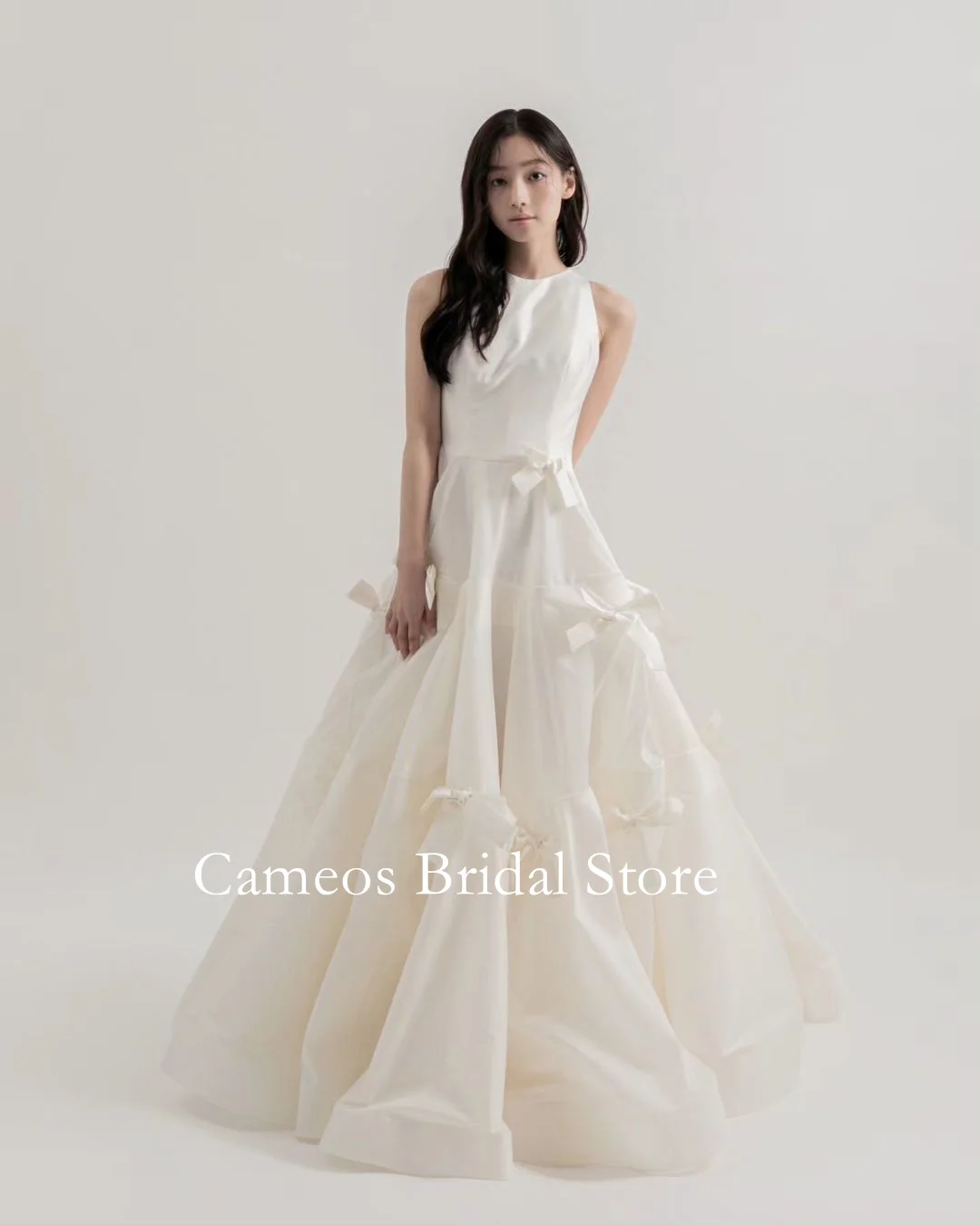 

SONDR Korea O-Neck Wedding Dress Custom Made Formal Backless Satin Bride Dress Ivory Princess 웨딩드레스 Wedding Gown Bridal