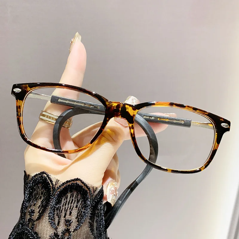 Magnetic Magnetic Hang Neck Reading Glasses Foldable Hanging Around Neck Presbyopia Glasses Flexible Anti-drop Portable Elderly Eyeglasse - Aliexpress Deal