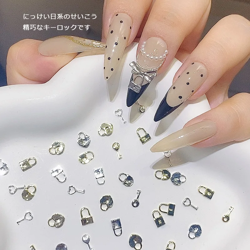 TSZS koreański klucz kształt zamka zdobienie paznokci dekoracje in Kawaii 3D DIY ze stopu metali srebrnych złoty klucz zamków do paznokci