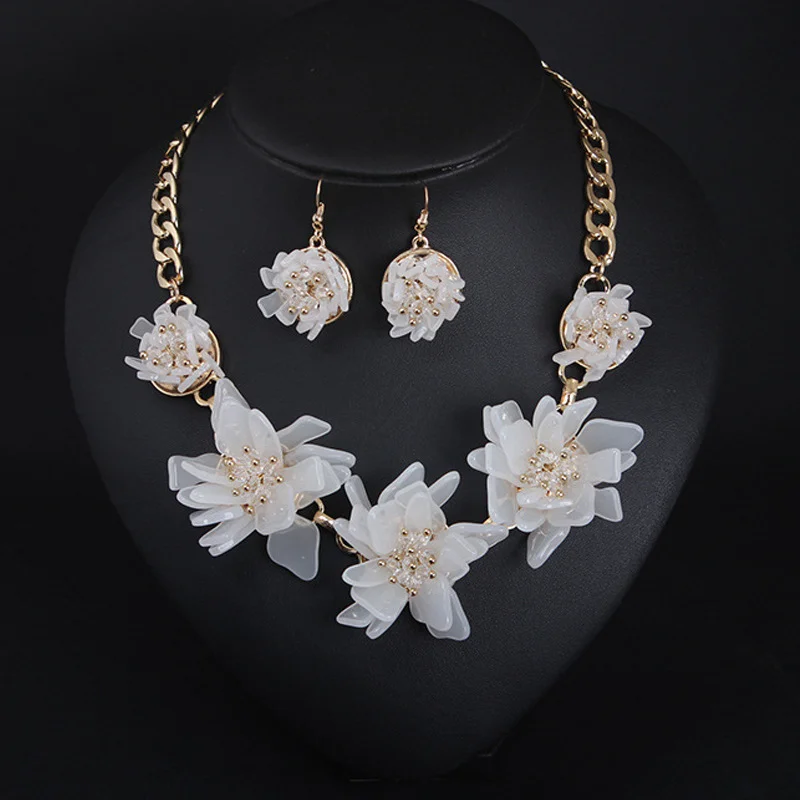 

Handmade resin fashionable flower necklace, earrings set, collar chain, elegant women's dress accessories