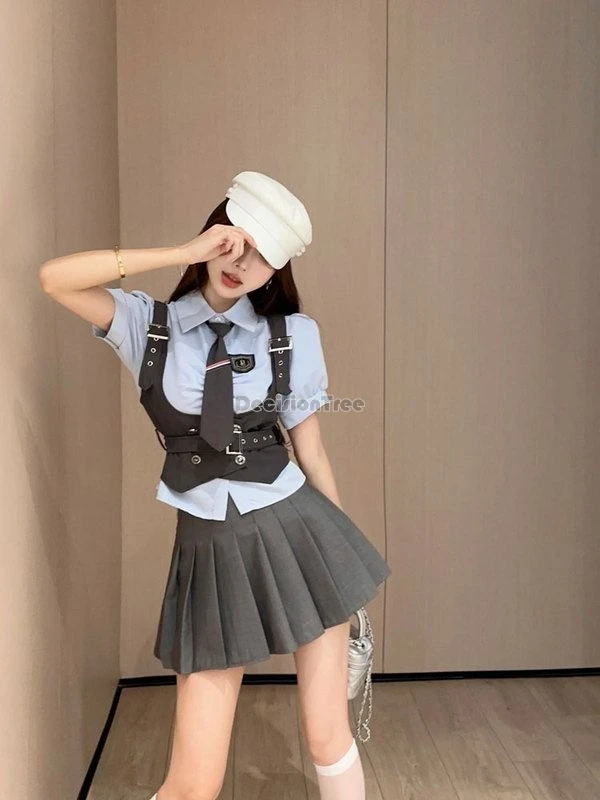 2025 Uniform-Stil JK-Uniform-Set für Damen, Sommer, Puffärmel, Hemd, Weste, Faltenrock, halber Rock, Mode, täglich, 3-teiliges JK-Set