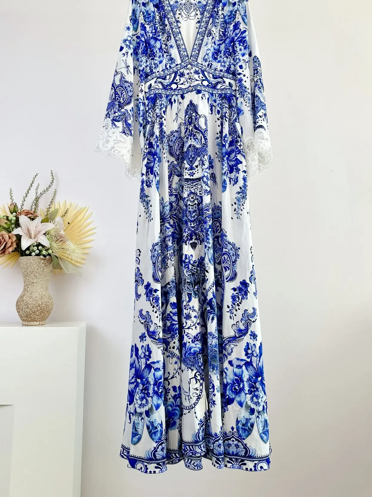 

Women Floral Print Robe Beaded V-Neck Long Sleeve Female Silk Maxi Dress
