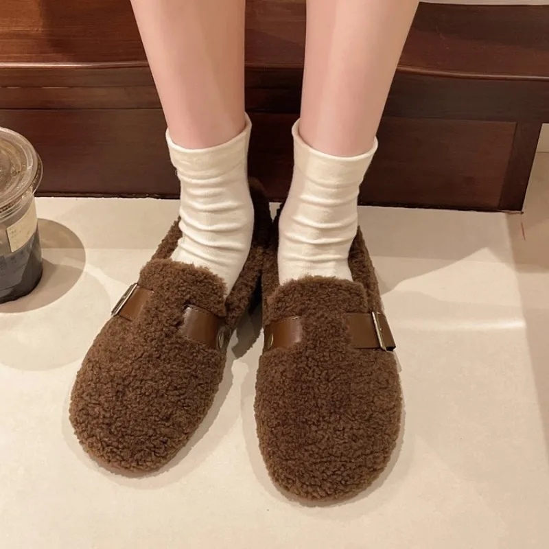 

Winter Warm Plush Mules Women One Band Fur Slippers Cozy Cotton Shoes Woman Flats Cover Toe Fces Slides Femme Wool Pantuflas