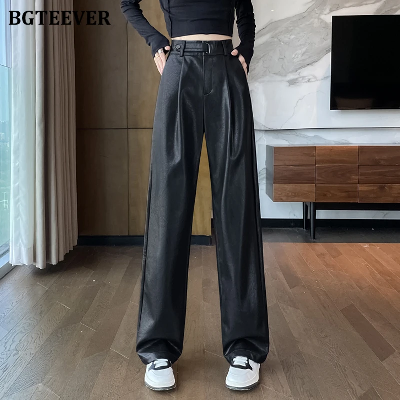 BGTEEVER Stylish Thicken Velvet Ladies Floor-Length PU Leather Straight Trousers Winter Warm Loose Pockets Female Wide Leg Pants