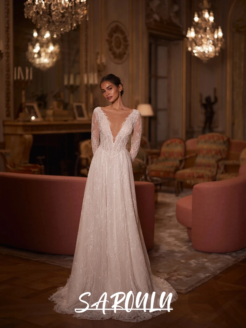 

Sheer Neck A Line Wedding Dress Dazzling Beaded Lace Customized Bridal Gown Charming Classy Backless Long Bride Wear New Arrival