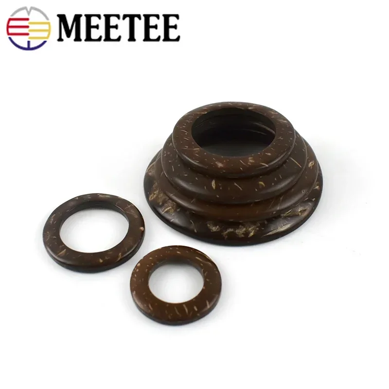 Meetee 50pcs ID15-50mm Natural Coconut Buckles Scarf Wooden O Ring Coat Belt Circle Buttons DIY Sewing Bags Garment Accessories