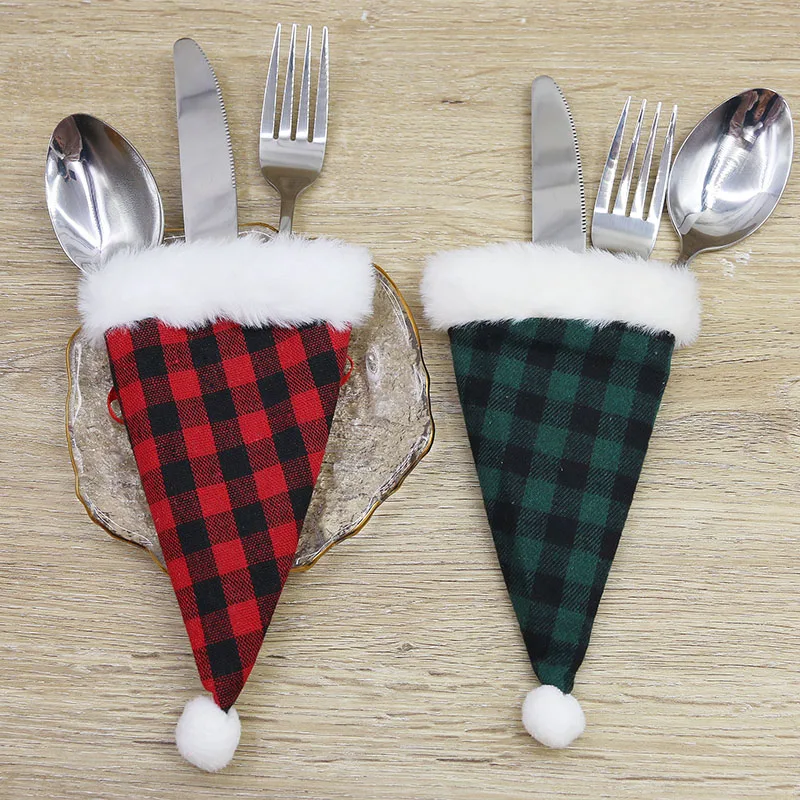 

(2 Pieces/bag) 19cm Christmas Plaid Plush Knife Fork Decoration Christmas New Year Party Tableware Decoration Santa's Hat